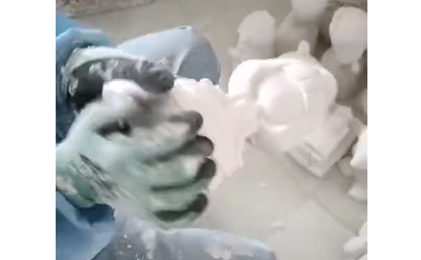 石膏娃娃工藝品硅膠模具投產-廣西石膏工藝品制造廠